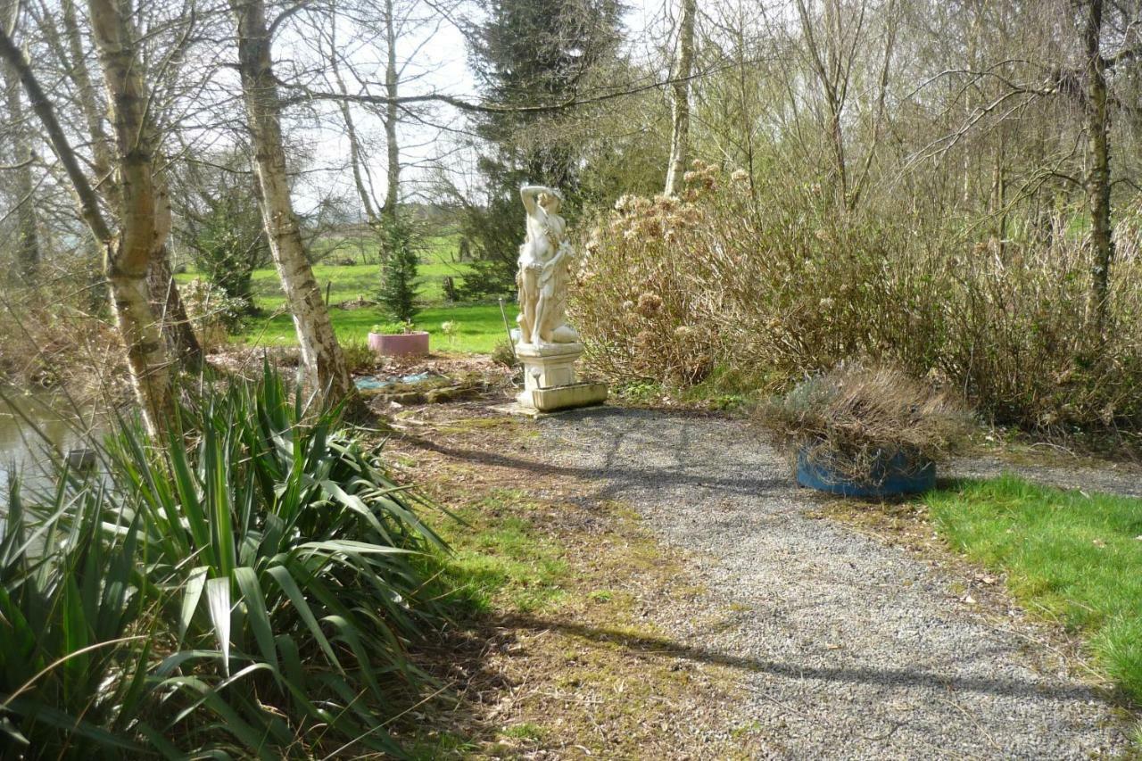Gite Le Clos De See Chérencé-le-Roussel Exterior foto